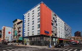 Fairfield Inn & Suites Manhattan/downtown East  3*